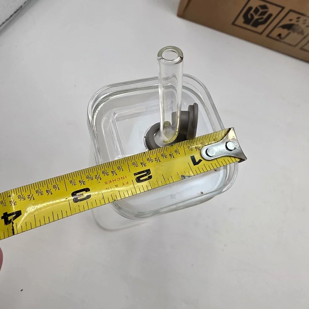 Square Glasses set of 8 with Glass Pour Spout and Lid N1